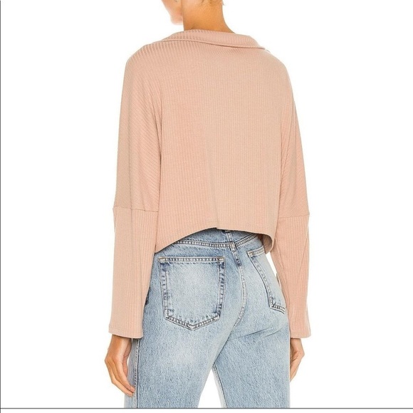 NWT LNA REVOLVE CROPPED  CAPE TOP IN NUDE - S - Picture 6 of 6